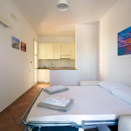 Holiday home Ammiraglia - Baia Verde